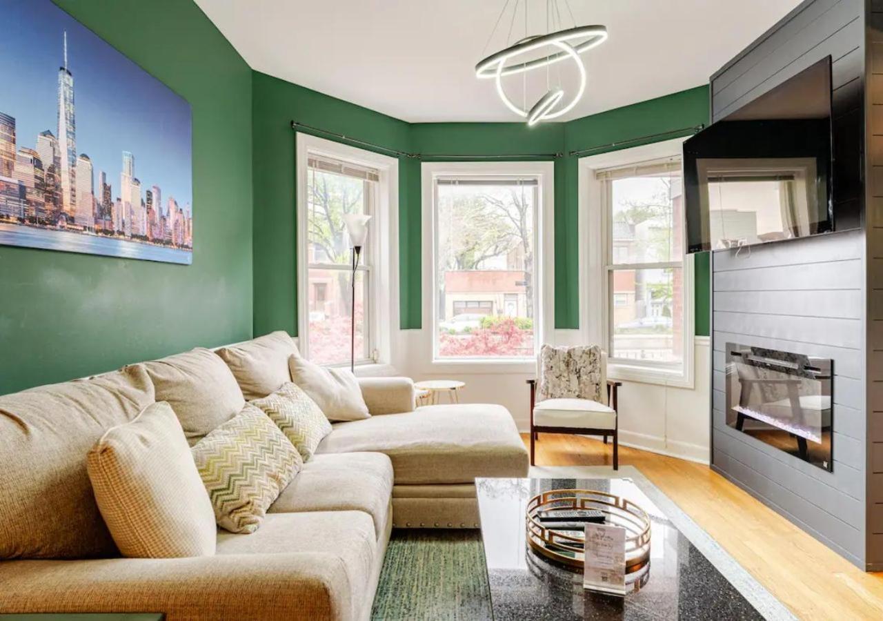 2 Bed Apt W/ Office, Free Parking, Near Wrigley Чикаго Экстерьер фото